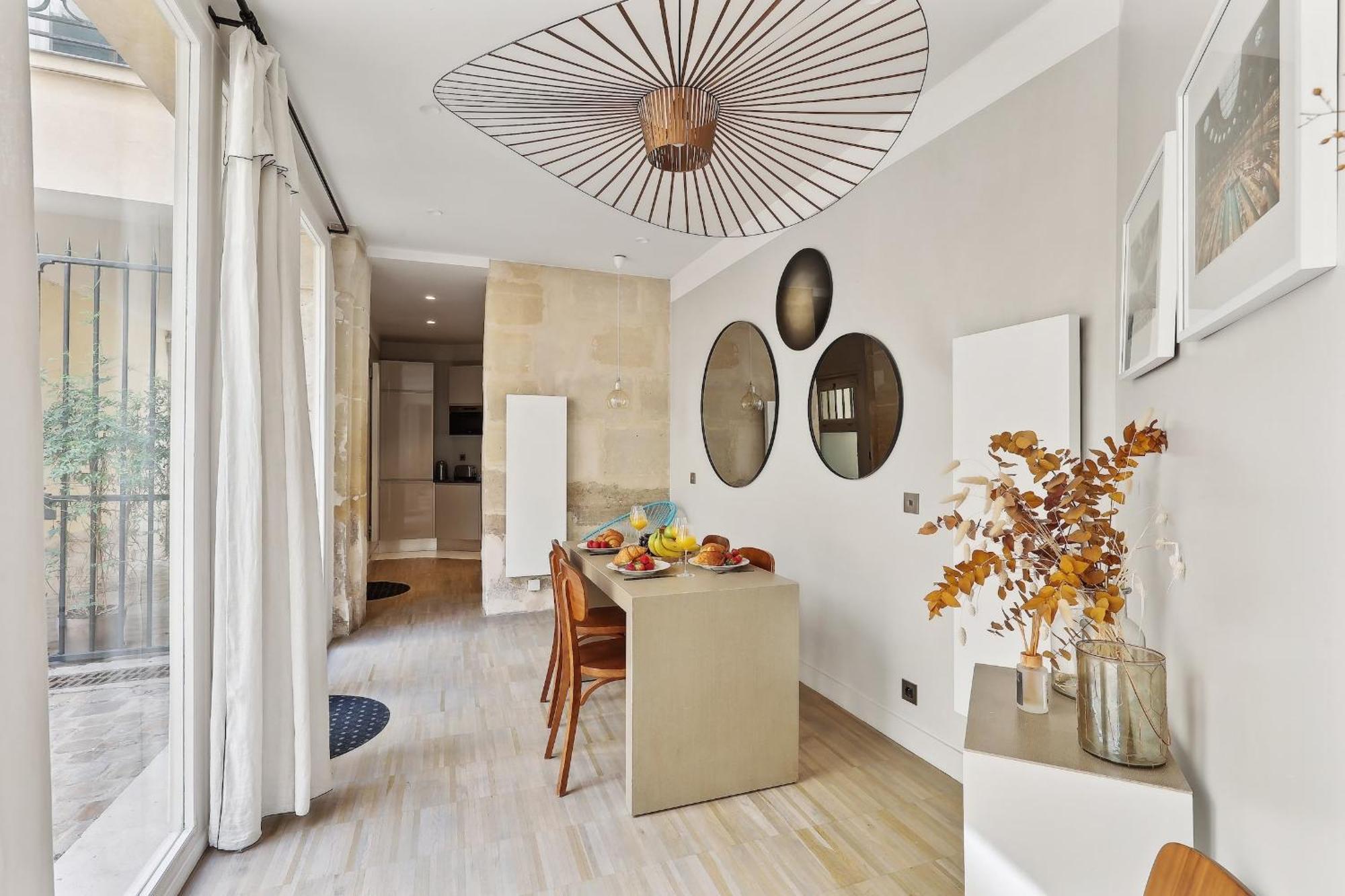 Bnbnova - Le Marais & Place Des Vosges Apartment Paris
